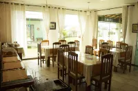 Pousada Kactus Hotels in São João da Barra