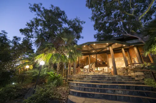 Thala Beach Nature Reserve Hotels in Oak Beach
