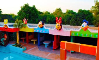 Trishland Resort - Housity