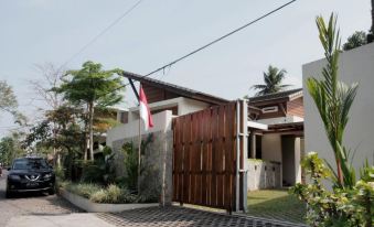 Ndalem Prabawan Private Villa