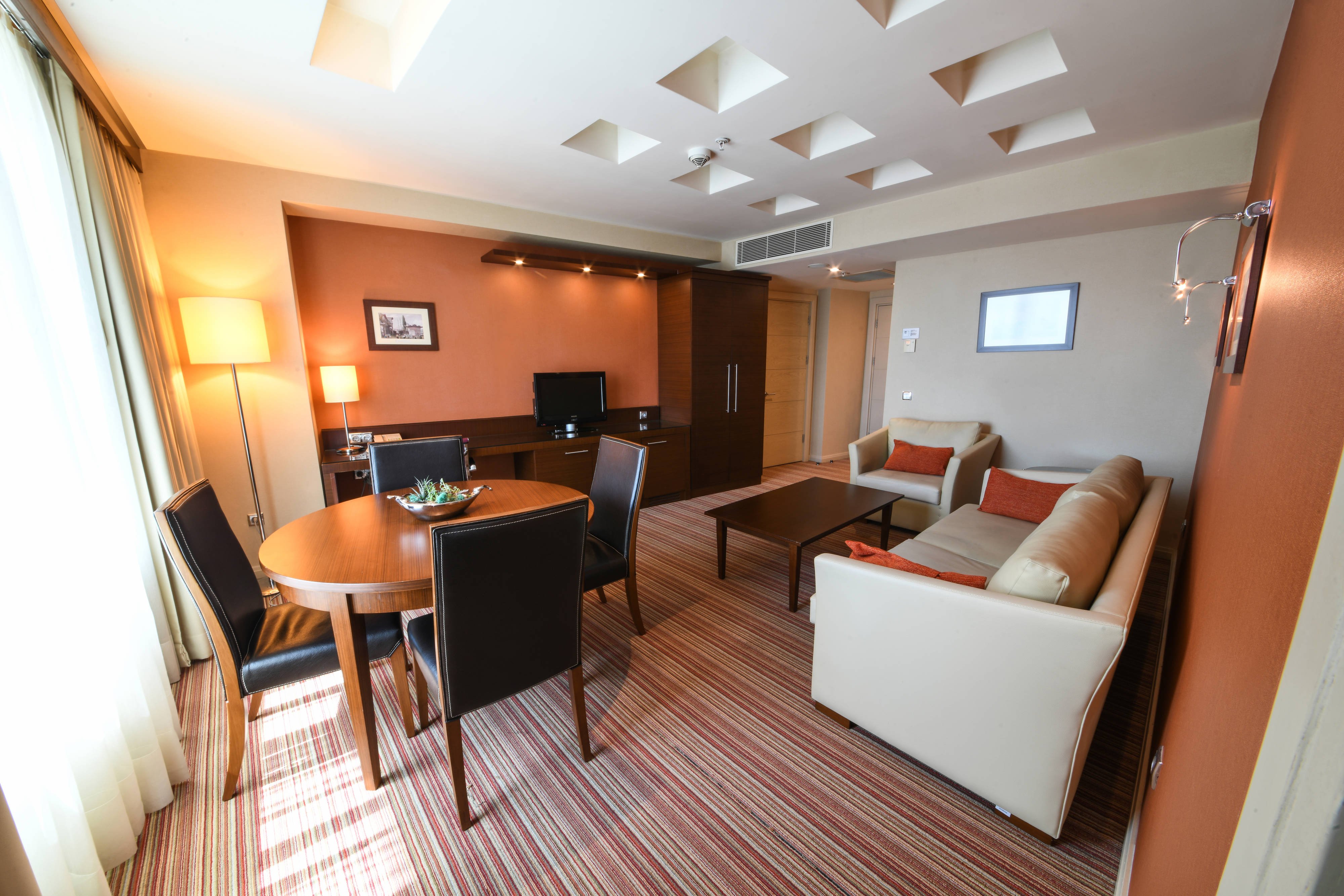 Courtyard by Marriott Istanbul West