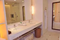 Grand Victoria Hotel