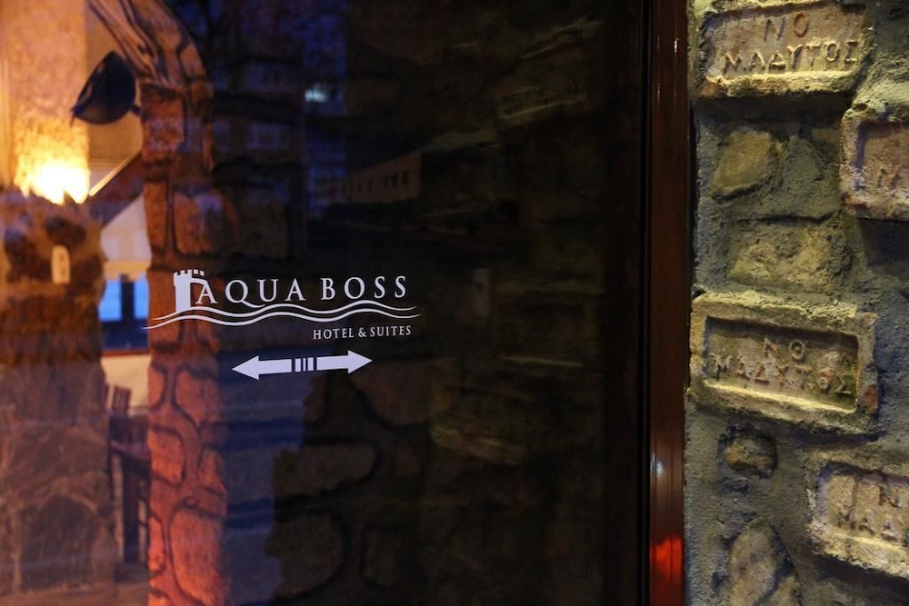 Aqua Boss Hotel