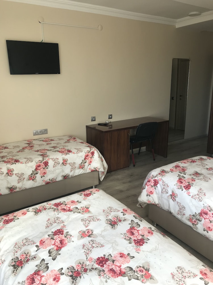 Gunes Otel