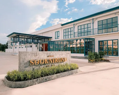 Sooknirund Hotel Hotels near Green Building