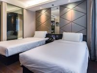 桔子酒店(北京总部基地店) - 高级双床房