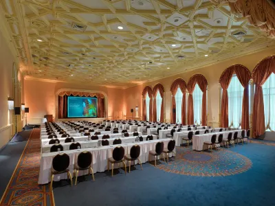 InterContinental Mark Hopkins San Francisco Hotels near Orpheum Theatre