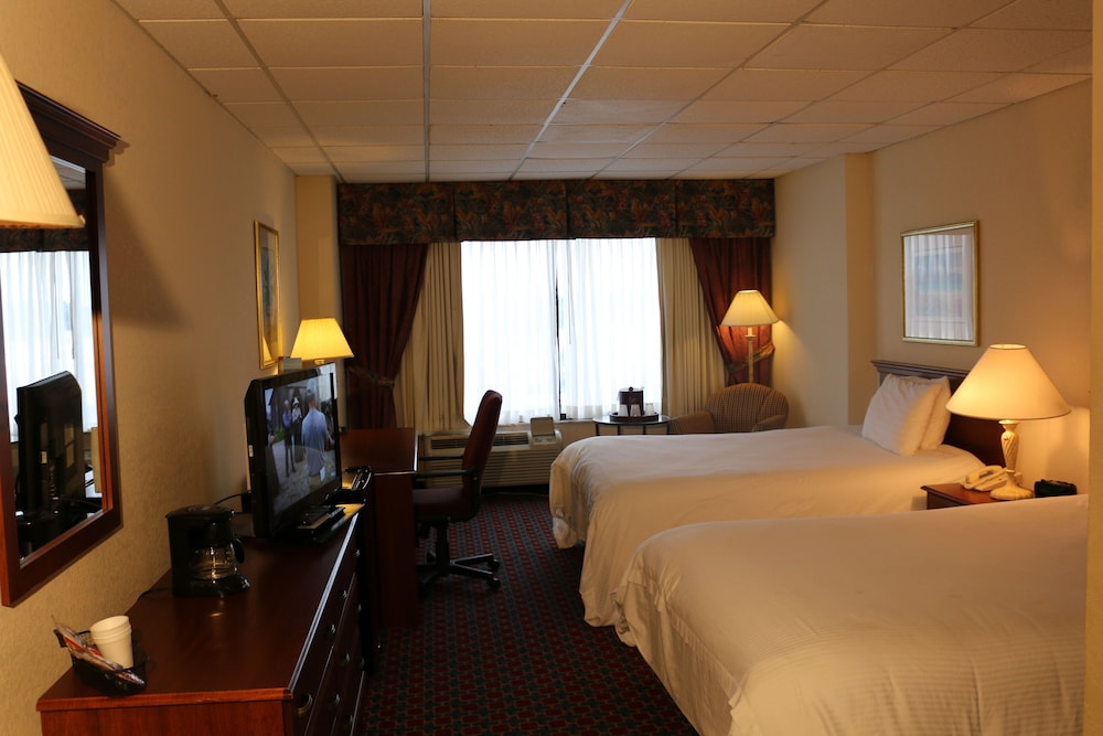 Imperial Swan Hotel and Suites Lakeland