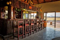 Etosha Mopane Safari Lodge Hotel a Otavi