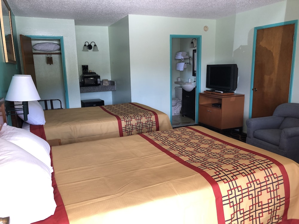 Klamath Motor Lodge