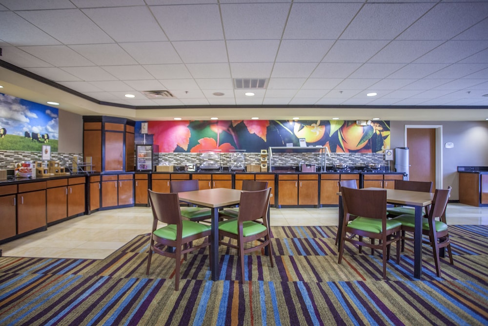 Fairfield Inn & Suites Houston Channelview