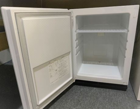 emerson mini fridge cr276be