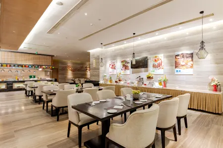 Zhuangzi International Hotel Отели в г. Мэнчэн