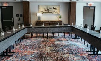 Revel Hotel des Moines Urbandale, Tapestry Collection by Hilton