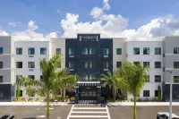 Staybridge Suites Naples - Marco Island Các khách sạn ở Đảo Marco