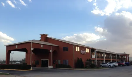 Econo Lodge Inn & Suites Sweetwater I-20 Отели в г. Роско