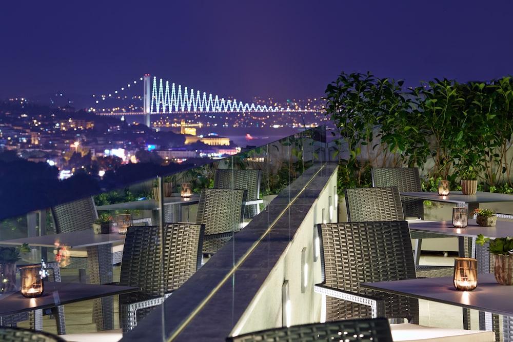 Mercure Istanbul Taksim (The Artisan Istanbul MGallery)