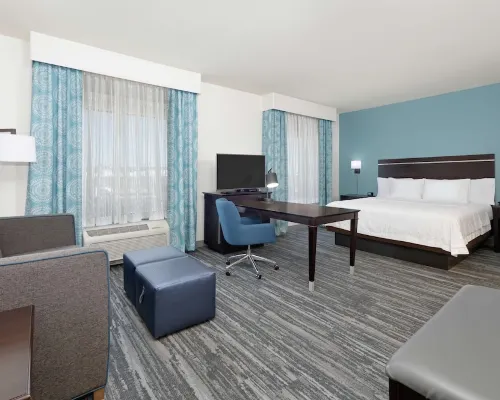 Hampton Inn & Suites Childress Hotels in Childress County