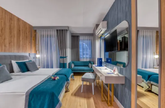 Sealife Lounge - Adult Only