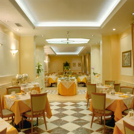Andreola Central Hotel