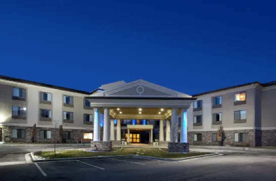 Holiday Inn Express & Suites SALT LAKE CITY-AIRPORT EAST by IHG Hotels in Salt Lake County