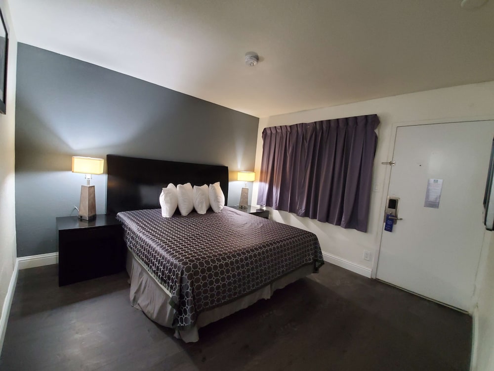 SureStay Hotel by Best Western Buttonwillow