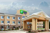 Holiday Inn Express & Suites Carthage فنادق في Carthage