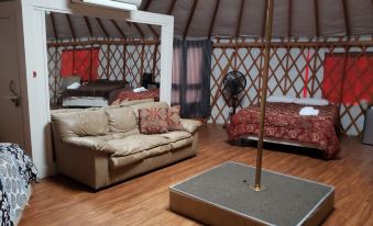 Freedom Acres Lifestyle (Swinger) Resorts - Adults Only (San Bernardino