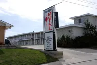 Cardston Inn