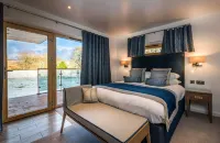 Skeabost House Hotel Hotels near Sgurr a Ghreadaidh and Sgurr a Mhadaidh