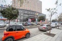 Jindu International Hotel - parking