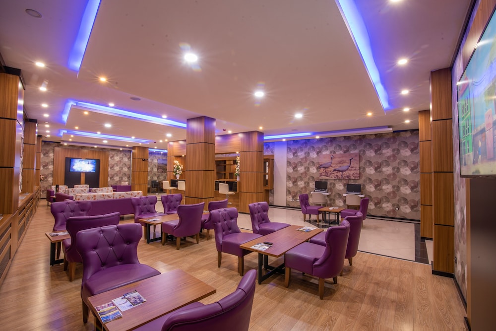 Mus Grand Hotel