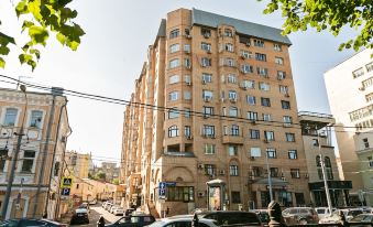 GM Apartment B Kharitonievsiy 5-7