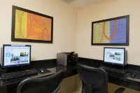 แฟร์ฟิลด์ อินน์แอนด์สวีทส์ บายแมริออท บลูมิงตัน