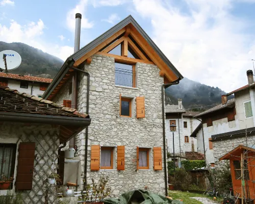 Albergo Diffuso - Cjasa de Barce Hotels in Barcis