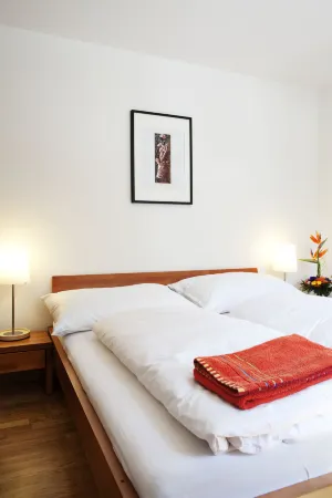 A32 Отели рядом с достопримечательностью «Klettersteig Gemmi-Daubenhorn»