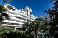 Aparthotel Monarque Sultán Hôtels à : Marbella