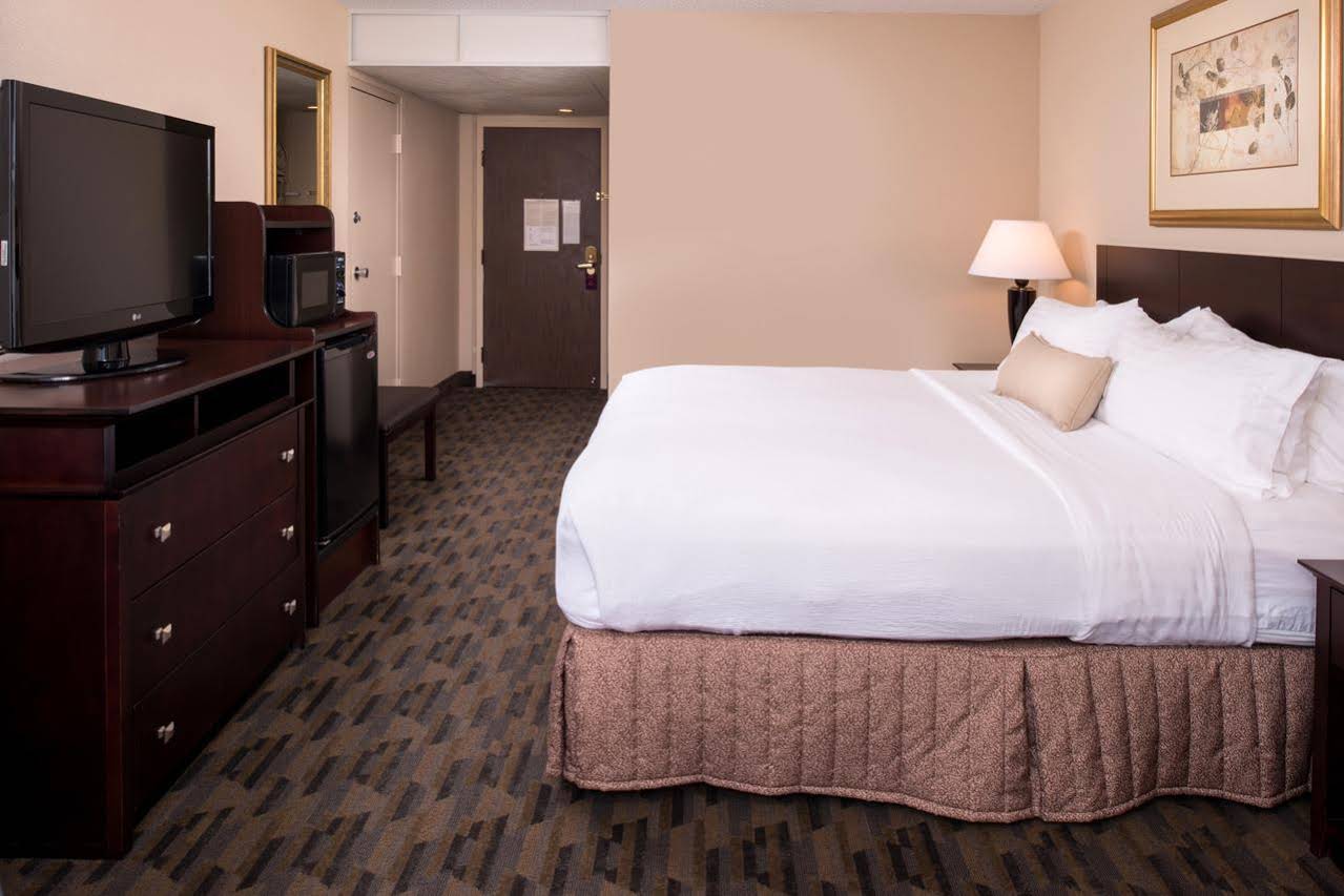 Ramada by Wyndham Midtown Grand Island