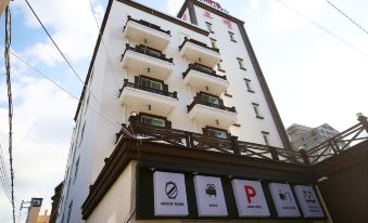 Amore Motel