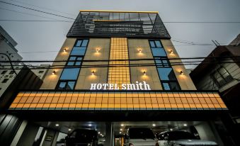 Busan Daeyeondong Hotel Smith