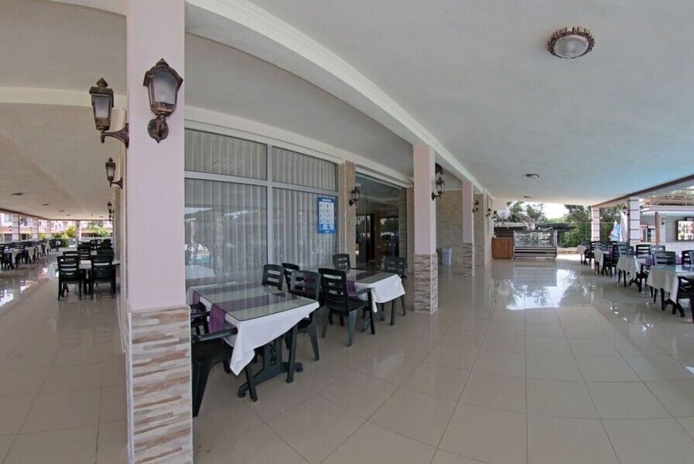 Adahan Hotel
