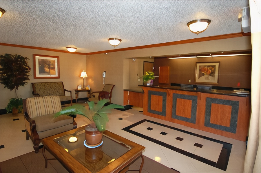 Best Western Antelope Inn & Suites