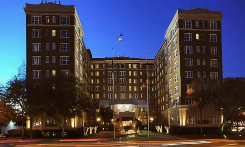 Warwick Melrose Hotel
