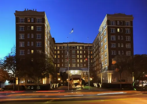 Warwick Melrose Hotel Hotels near Highland Park Village