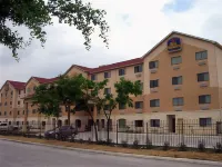 Best Western Windsor Pointe Hotel  Suites-ATT Center Hotel di San Antonio