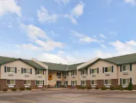 Super 8 by Wyndham Rogers Minnesota Hotels in Rogers