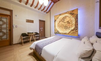 Jeonju Hanok Hotel Kung - Housity