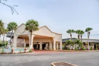 Super 8 by Wyndham St. Petersburg Hotel a Lealman