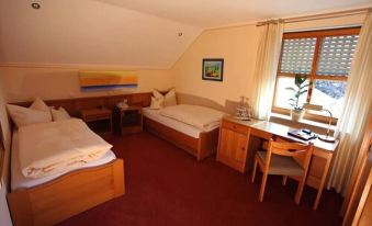 Strixner Hof - Housity