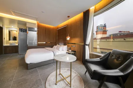 Suncheon Hound Hotel Suncheon Station Branch